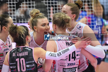 2024-04-07 - Happiness of players of Imoco during Prosecco Doc Imoco Conegliano vs Igor Gorgonzola Novara game in the Volleyball - Superleague Serie A - Semifinal Playoff 2023/2024 1° Game at PalaVerde in Villorba Treviso, Italy on April 7, 2024 - PLAYOFF - PROSECCO DOC IMOCO CONEGLIANO VS IGOR GORGONZOLA NOVARA - SERIE A1 WOMEN - VOLLEYBALL