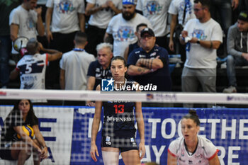 2024-10-06 - Italian women's Serie A1 Volleyball championship: Day 1 match beetween Reale Mutua Fenera Chieri '76 and Igor Gorgonzola Novara at Palafenera to Chieri (TO) - 6/10/2024 - REALE MUTUA FENERA CHIERI '76 VS IGOR GORGONZOLA NOVARA - SERIE A1 WOMEN - VOLLEYBALL