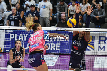 2024-10-06 - #24 Federica Squarcini of Igor Novara Italian women's Serie A1 Volleyball championship: Day 1 match beetween Reale Mutua Fenera Chieri '76 and Igor Gorgonzola Novara at Palafenera to Chieri (TO) - 6/10/2024 - REALE MUTUA FENERA CHIERI '76 VS IGOR GORGONZOLA NOVARA - SERIE A1 WOMEN - VOLLEYBALL