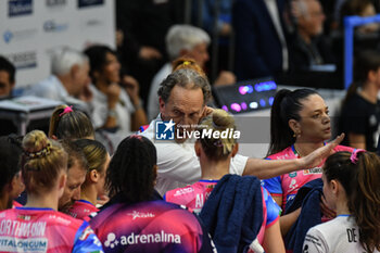 2024-10-06 - Italian women's Serie A1 Volleyball championship: Day 1 match beetween Reale Mutua Fenera Chieri '76 and Igor Gorgonzola Novara at Palafenera to Chieri (TO) - 6/10/2024 - REALE MUTUA FENERA CHIERI '76 VS IGOR GORGONZOLA NOVARA - SERIE A1 WOMEN - VOLLEYBALL