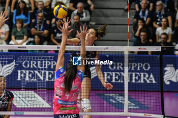 2024-10-06 - #13 Lucille Giquel of Chieri '76 in action during Italian women's Serie A1 Volleyball championship: Day 1 match beetween Reale Mutua Fenera Chieri '76 and Igor Gorgonzola Novara at Palafenera to Chieri (TO) - 6/10/2024 - REALE MUTUA FENERA CHIERI '76 VS IGOR GORGONZOLA NOVARA - SERIE A1 WOMEN - VOLLEYBALL