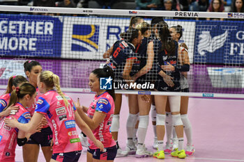 2024-10-06 - Reale Mutua Fenera Chieri '76 celebrates point team's Italian women's Serie A1 Volleyball championship: Day 1 match beetween Reale Mutua Fenera Chieri '76 and Igor Gorgonzola Novara at Palafenera to Chieri (TO) - 6/10/2024 - REALE MUTUA FENERA CHIERI '76 VS IGOR GORGONZOLA NOVARA - SERIE A1 WOMEN - VOLLEYBALL