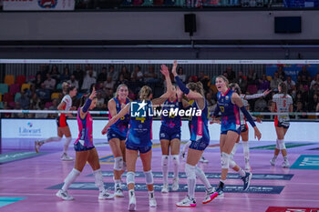 2024-10-05 - Happiness of Scandicci's players - SAVINO DEL BENE SCANDICCI VS HONDA OLIVERO S.BERNARDO CUNEO  - SERIE A1 WOMEN - VOLLEYBALL