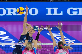 2024-10-20 - Nika Daalderop (Numia VeroVolley Milano) during Volley Italian Championship Serie A Women 2024/25 match between Numia VeroVolley Milano and Igor Novara at Allianz Cloud, Milano, Italy on October 20, 2024 - VERO VOLLEY MILANO VS IGOR GORGONZOLA NOVARA - SERIE A1 WOMEN - VOLLEYBALL