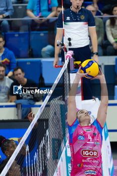 2024-10-20 - Francesca Bosio (Igor Novara) during Volley Italian Championship Serie A Women 2024/25 match between Numia VeroVolley Milano and Igor Novara at Allianz Cloud, Milano, Italy on October 20, 2024 - VERO VOLLEY MILANO VS IGOR GORGONZOLA NOVARA - SERIE A1 WOMEN - VOLLEYBALL