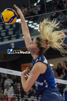 2024-10-20 - Nika Daalderop (Numia VeroVolley Milano) during Volley Italian Championship Serie A Women 2024/25 match between Numia VeroVolley Milano and Igor Novara at Allianz Cloud, Milano, Italy on October 20, 2024 - VERO VOLLEY MILANO VS IGOR GORGONZOLA NOVARA - SERIE A1 WOMEN - VOLLEYBALL