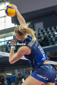 2024-10-20 - Nika Daalderop (Numia VeroVolley Milano) during Volley Italian Championship Serie A Women 2024/25 match between Numia VeroVolley Milano and Igor Novara at Allianz Cloud, Milano, Italy on October 20, 2024 - VERO VOLLEY MILANO VS IGOR GORGONZOLA NOVARA - SERIE A1 WOMEN - VOLLEYBALL