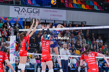 2024-10-20 - Spike of Ekaterina Antropova (Savino Del Bene Scandicci) - SAVINO DEL BENE SCANDICCI VS BLACK ANGELS PERUGIA VOLLEY - SERIE A1 WOMEN - VOLLEYBALL