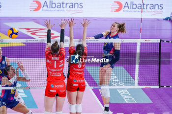 2024-10-20 - Ekaterina Antropova (Savino Del Bene Scandicci) attack - SAVINO DEL BENE SCANDICCI VS BLACK ANGELS PERUGIA VOLLEY - SERIE A1 WOMEN - VOLLEYBALL