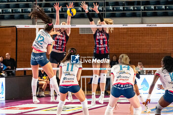 2024-10-20 - The match, Strantzali Olga VS Evans Ashley and Strubbe Monique - VOLLEY BERGAMO 1991 VS CDA VOLLEY TALMASSONS FVG - SERIE A1 WOMEN - VOLLEYBALL