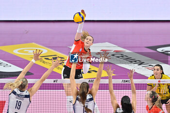 2024-10-27 - Nika
Daalderop (Vero Volley Milano) - Anastasiia
Kapralova (Cuneo) - Hena
Kurtagic (Vero Volley Milano) - Radostina
Marinova (Vero Volley Milano) - HONDA OLIVERO S.BERNARDO CUNEO  VS VERO VOLLEY MILANO - SERIE A1 WOMEN - VOLLEYBALL