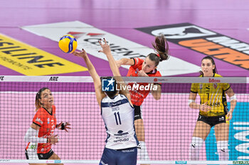 2024-10-27 - Signorile Noemi (Cuneo)

 - Anna
Danesi (Vero Volley Milano) - Agnese
Cecconello (Cuneo)
 - Sara
Panetoni (Cuneo) - HONDA OLIVERO S.BERNARDO CUNEO  VS VERO VOLLEY MILANO - SERIE A1 WOMEN - VOLLEYBALL