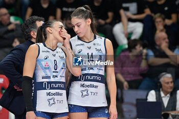 2024-10-27 - Orro Alessia (Vero Volley Milano) - Hena
Kurtagic (Vero Volley Milano) - HONDA OLIVERO S.BERNARDO CUNEO  VS VERO VOLLEY MILANO - SERIE A1 WOMEN - VOLLEYBALL