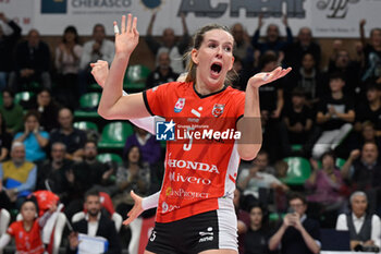 2024-10-27 - Tessa
Polder (Cuneo) celebrates after scoring a point - HONDA OLIVERO S.BERNARDO CUNEO  VS VERO VOLLEY MILANO - SERIE A1 WOMEN - VOLLEYBALL