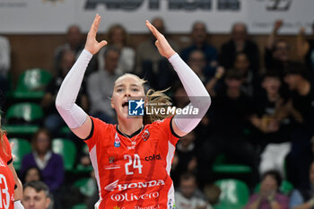 2024-10-27 - Anastasiia
Kapralova (Cuneo) celebrates after scoring a point - HONDA OLIVERO S.BERNARDO CUNEO  VS VERO VOLLEY MILANO - SERIE A1 WOMEN - VOLLEYBALL