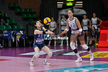 2024-10-27 - Satomi
Fukudome (Vero Volley Milano) - Anastasia
Guerra (Vero Volley Milano) - HONDA OLIVERO S.BERNARDO CUNEO  VS VERO VOLLEY MILANO - SERIE A1 WOMEN - VOLLEYBALL