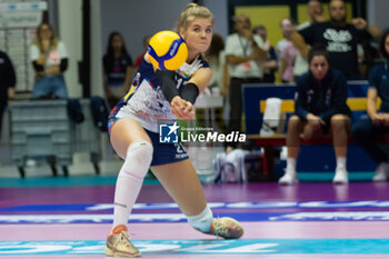 2024-10-30 - Anna Davyskiba (Il Bisonte Firenze) during Volley Italian Championship Serie A Women 2024/25 match between Numia VeroVolley Milano and Il Bisonte Firenze at Opiquad Arena Monza, Italy on October 30, 2024 - VERO VOLLEY MILANO VS IL BISONTE FIRENZE - SERIE A1 WOMEN - VOLLEYBALL