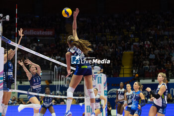 2024-10-30 - Stella Nervini (Il Bisonte Firenze) during Volley Italian Championship Serie A Women 2024/25 match between Numia VeroVolley Milano and Il Bisonte Firenze at Opiquad Arena Monza, Italy on October 30, 2024 - VERO VOLLEY MILANO VS IL BISONTE FIRENZE - SERIE A1 WOMEN - VOLLEYBALL