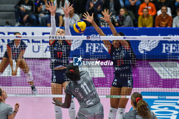 2024-10-30 - Serie A1 Tigota women: 5th match day Reale Mutua Fenera Chieri '76 against UYBA Volley Busto Arsizio - REALE MUTUA FENERA CHIERI '76 VS UYBA VOLLEY BUSTO ARSIZIO - SERIE A1 WOMEN - VOLLEYBALL