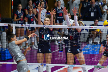 2024-10-30 - Serie A1 Tigota women: 5th match day Reale Mutua Fenera Chieri '76 against UYBA Volley Busto Arsizio - REALE MUTUA FENERA CHIERI '76 VS UYBA VOLLEY BUSTO ARSIZIO - SERIE A1 WOMEN - VOLLEYBALL