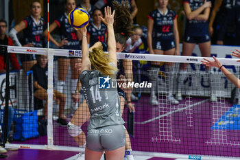 2024-10-30 - Serie A1 Tigota women: 5th match day Reale Mutua Fenera Chieri '76 against UYBA Volley Busto Arsizio - REALE MUTUA FENERA CHIERI '76 VS UYBA VOLLEY BUSTO ARSIZIO - SERIE A1 WOMEN - VOLLEYBALL