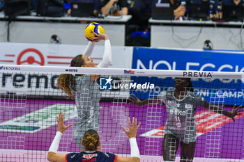 2024-10-30 - Serie A1 Tigota women: 5th match day Reale Mutua Fenera Chieri '76 against UYBA Volley Busto Arsizio - REALE MUTUA FENERA CHIERI '76 VS UYBA VOLLEY BUSTO ARSIZIO - SERIE A1 WOMEN - VOLLEYBALL