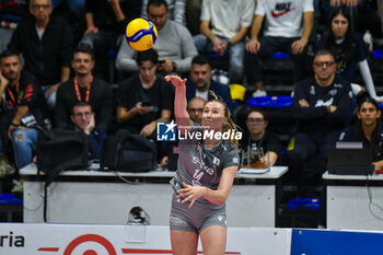 2024-10-30 - Serie A1 Tigota women: 5th match day Reale Mutua Fenera Chieri '76 against UYBA Volley Busto Arsizio - REALE MUTUA FENERA CHIERI '76 VS UYBA VOLLEY BUSTO ARSIZIO - SERIE A1 WOMEN - VOLLEYBALL