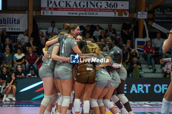 2024-10-30 - Serie A1 Tigota women: 5th match day Reale Mutua Fenera Chieri '76 against UYBA Volley Busto Arsizio - REALE MUTUA FENERA CHIERI '76 VS UYBA VOLLEY BUSTO ARSIZIO - SERIE A1 WOMEN - VOLLEYBALL