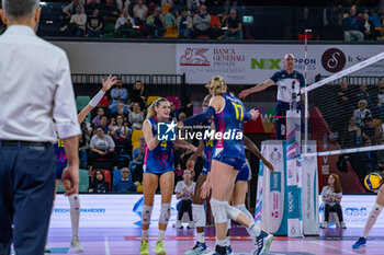 30/10/2024 - Savino Del Bene Scandicci players celebrate the match winning - SAVINO DEL BENE SCANDICCI VS CDA VOLLEY TALMASSONS FVG - SERIE A1 FEMMINILE - VOLLEY