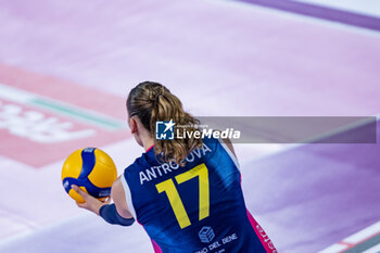 30/10/2024 - Ekaterina Antropova (Savino Del Bene Scandicci) at service - SAVINO DEL BENE SCANDICCI VS CDA VOLLEY TALMASSONS FVG - SERIE A1 FEMMINILE - VOLLEY