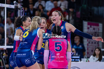 30/10/2024 - Exultation of Scandicci's players - SAVINO DEL BENE SCANDICCI VS CDA VOLLEY TALMASSONS FVG - SERIE A1 FEMMINILE - VOLLEY