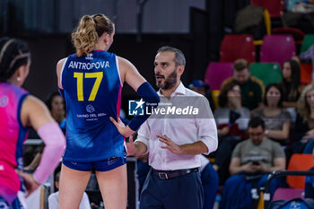 30/10/2024 - Marco Gaspari (head coach of Savino Del Bene Scandicci) and Ekaterina Antropova (Savino Del Bene Scandicci) - SAVINO DEL BENE SCANDICCI VS CDA VOLLEY TALMASSONS FVG - SERIE A1 FEMMINILE - VOLLEY