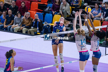 30/10/2024 - Ekaterina Antropova (Savino Del Bene Scandicci) attack - SAVINO DEL BENE SCANDICCI VS CDA VOLLEY TALMASSONS FVG - SERIE A1 FEMMINILE - VOLLEY