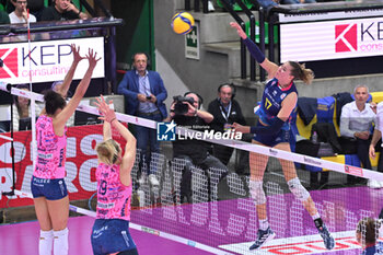 03/11/2024 - Images of the Prosecco Doc Imoco Conegliano and Savino Del Bene Scandicci match at PalaVerde Villorba (TV) - 3th Novembre 2024, during the VOLLEYBALL - SERIE A1 WOMEN - PROSECCO DOC IMOCO CONEGLIANO VS SAVINO DEL BENE SCANDICCI - SERIE A1 FEMMINILE - VOLLEY