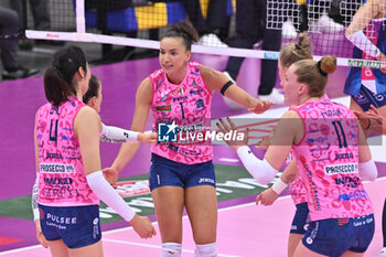 03/11/2024 - Images of the Prosecco Doc Imoco Conegliano and Savino Del Bene Scandicci match at PalaVerde Villorba (TV) - 3th Novembre 2024, during the VOLLEYBALL - SERIE A1 WOMEN - PROSECCO DOC IMOCO CONEGLIANO VS SAVINO DEL BENE SCANDICCI - SERIE A1 FEMMINILE - VOLLEY