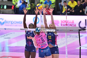 03/11/2024 - Spike of Isabelle Haak ( Prosecco Doc Imoco Conegliano ) during the Prosecco Doc Imoco Conegliano and Savino Del Bene Scandicci match at PalaVerde Villorba (TV) - 3th Novembre 2024, during the VOLLEYBALL - SERIE A1 WOMEN - PROSECCO DOC IMOCO CONEGLIANO VS SAVINO DEL BENE SCANDICCI - SERIE A1 FEMMINILE - VOLLEY