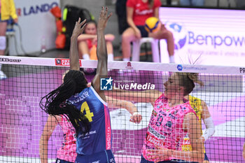 03/11/2024 - Images of the Prosecco Doc Imoco Conegliano and Savino Del Bene Scandicci match at PalaVerde Villorba (TV) - 3th Novembre 2024, during the VOLLEYBALL - SERIE A1 WOMEN - PROSECCO DOC IMOCO CONEGLIANO VS SAVINO DEL BENE SCANDICCI - SERIE A1 FEMMINILE - VOLLEY