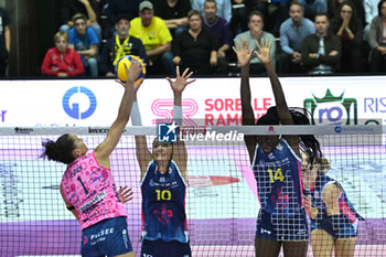 03/11/2024 - Images of the Prosecco Doc Imoco Conegliano and Savino Del Bene Scandicci match at PalaVerde Villorba (TV) - 3th Novembre 2024, during the VOLLEYBALL - SERIE A1 WOMEN - PROSECCO DOC IMOCO CONEGLIANO VS SAVINO DEL BENE SCANDICCI - SERIE A1 FEMMINILE - VOLLEY