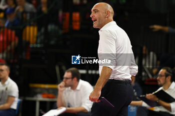 2024-11-03 - Head Coach Il Bisonte Firenze Simone Bendandi - IL BISONTE FIRENZE VS IGOR GORGONZOLA NOVARA - SERIE A1 WOMEN - VOLLEYBALL