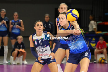 2024-11-03 - Stella Nervini (Il Bisonte Firenze) receiving - IL BISONTE FIRENZE VS IGOR GORGONZOLA NOVARA - SERIE A1 WOMEN - VOLLEYBALL