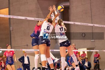 03/11/2024 - Cda Volley Talmassons returns to Latisana against Reale Mutua Chieri for the sixth championship match. Compelling match won by Chieri 3-2 - CDA VOLLEY TALMASSONS FVG VS REALE MUTUA FENERA CHIERI '76 - SERIE A1 FEMMINILE - VOLLEY