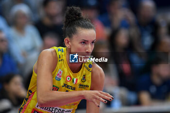 2024-11-10 - Gabriela Guimaraes Imoco Conegliano during serie A1 Volley Women 2024/25 match between Reale Mutua Fenera Chieri 76 vs Prosecco Doc Imoco Conegliano at Pala Fenera Chieri on November 10, 2024 in Chieri, Italy - ph Giuliano Marchisciano - REALE MUTUA FENERA CHIERI '76 VS PROSECCO DOC IMOCO CONEGLIANO - SERIE A1 WOMEN - VOLLEYBALL