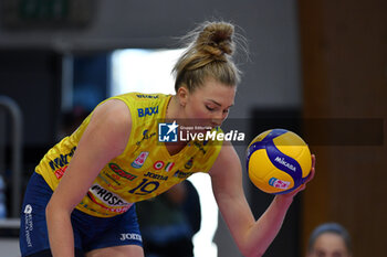 2024-11-10 - Sarah Fahr Imoco Conegliano during serie A1 Volley Women 2024/25 match between Reale Mutua Fenera Chieri 76 vs Prosecco Doc Imoco Conegliano at Pala Fenera Chieri on November 10, 2024 in Chieri, Italy - ph Giuliano Marchisciano - REALE MUTUA FENERA CHIERI '76 VS PROSECCO DOC IMOCO CONEGLIANO - SERIE A1 WOMEN - VOLLEYBALL