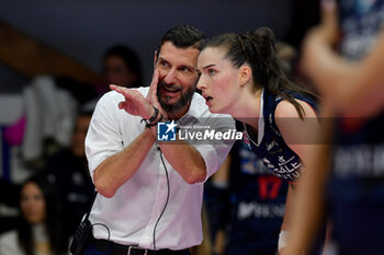 2024-11-10 - Giulio Cesare Bregoli head coach Reale Mutua Fenera Chieri'76 Lucille Gicquel Reale Mutua Fenera Chieri'76 during serie A1 Volley Women 2024/25 match between Reale Mutua Fenera Chieri 76 vs Prosecco Doc Imoco Conegliano at Pala Fenera Chieri on November 10, 2024 in Chieri, Italy - ph Giuliano Marchisciano - REALE MUTUA FENERA CHIERI '76 VS PROSECCO DOC IMOCO CONEGLIANO - SERIE A1 WOMEN - VOLLEYBALL