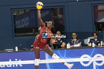 10/11/2024 - Josephine Obossa (Eurotek Uyba Busto Arsizio) during Volley Italian Championship Serie A Women 2024/25 match between Numia VeroVolley Milano and Uyba Busto Arsizio at Allianz Cloud, Milano, Italy on November 10, 2024	 - VERO VOLLEY MILANO VS UYBA VOLLEY BUSTO ARSIZIO - SERIE A1 FEMMINILE - VOLLEY