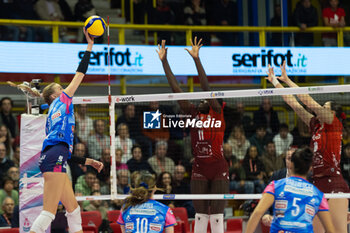 17/11/2024 - Lina Alsmeier (Igor Novara) during Volley Italian Championship Serie A Women 2024/25 match between Eurotek Uyba Busto Arsizio and Igor Novara at E-Work Arena, Busto Arsizio, Italy on November 17, 2024 - UYBA VOLLEY BUSTO ARSIZIO VS IGOR GORGONZOLA NOVARA - SERIE A1 FEMMINILE - VOLLEY