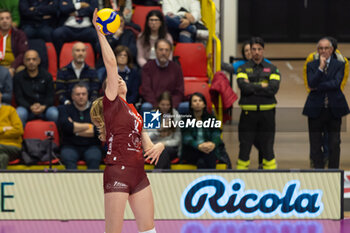 17/11/2024 - Laura Kunzler (Eurotek Uyba Busto Arsizio) during Volley Italian Championship Serie A Women 2024/25 match between Eurotek Uyba Busto Arsizio and Igor Novara at E-Work Arena, Busto Arsizio, Italy on November 17, 2024 - UYBA VOLLEY BUSTO ARSIZIO VS IGOR GORGONZOLA NOVARA - SERIE A1 FEMMINILE - VOLLEY