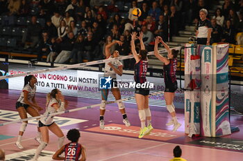 2024-11-16 - Volley Bergamo 1991 during Volley Italian Championship Serie A Women 2024/25 match between Volley Bergamo 1991 and Reale Mutua Fenera Chieri '76 at Palafacchetti Treviglio (BG), Italy, on november 2024 - VOLLEY BERGAMO 1991 VS REALE MUTUA FENERA CHIERI '76 - SERIE A1 WOMEN - VOLLEYBALL