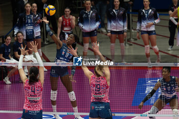 2024-11-22 - Paola Egonu (Numia VeroVolley Milano) during Volley Italian Championship Serie A Women 2024/25 match between Numia VeroVolley Milano and Prosecco Doc Imoco Conegliano at Unipol Forum, Assago (MI), Italy on November 22, 2024 - VERO VOLLEY MILANO VS PROSECCO DOC IMOCO CONEGLIANO - SERIE A1 WOMEN - VOLLEYBALL