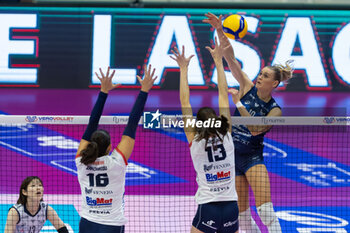 2024-10-16 - Nika Daalderop (Numia VeroVolley Milano) during Volley Italian Championship Serie A Women 2024/25 between Numia VeroVolley Milano and Reale Mutua Fenera Chieri at Opiquad Arena, Monza, Italy on October 16, 2024 - VERO VOLLEY MILANO VS REALE MUTUA FENERA CHIERI '76 - SERIE A1 WOMEN - VOLLEYBALL